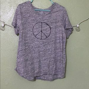 Grey top with peace sign